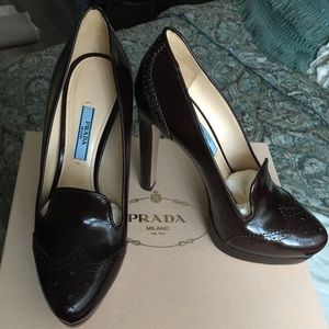 Prada dark brown size 8 pumps